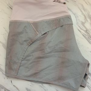 Lululemon Run Times Shorts Size 8 Sparkle Swift